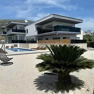 Helena Apartment Trogir