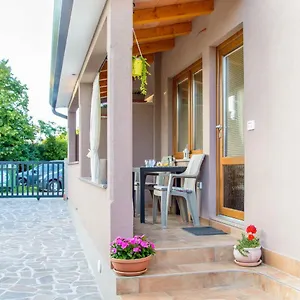 Uzelac Apartment
